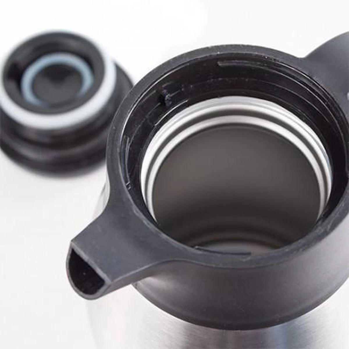 Excellent Houseware Thermoskan RVS - 1,5 Liter - Dubbelwandig 4 Excellent Houseware Thermoskan RVS - 1,5 Liter - Dubbelwandig - Image 2