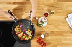 Tefal Easy Chef Koekenpan - Ø 28 Cm -Keukenbenodigdheden Winkel 1200x782 1