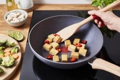 Tefal Natural Force Wokpan - Ø 28 Cm -Keukenbenodigdheden Winkel 1200x800 14