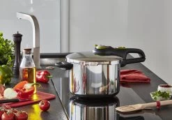 Tefal Secure5 NEO Snelkookpan - 4 Liter - Ø 22 Cm 23 Tefal Secure5 NEO Snelkookpan - 4 Liter - Ø 22 Cm -Keukenbenodigdheden Winkel 1200x836 3