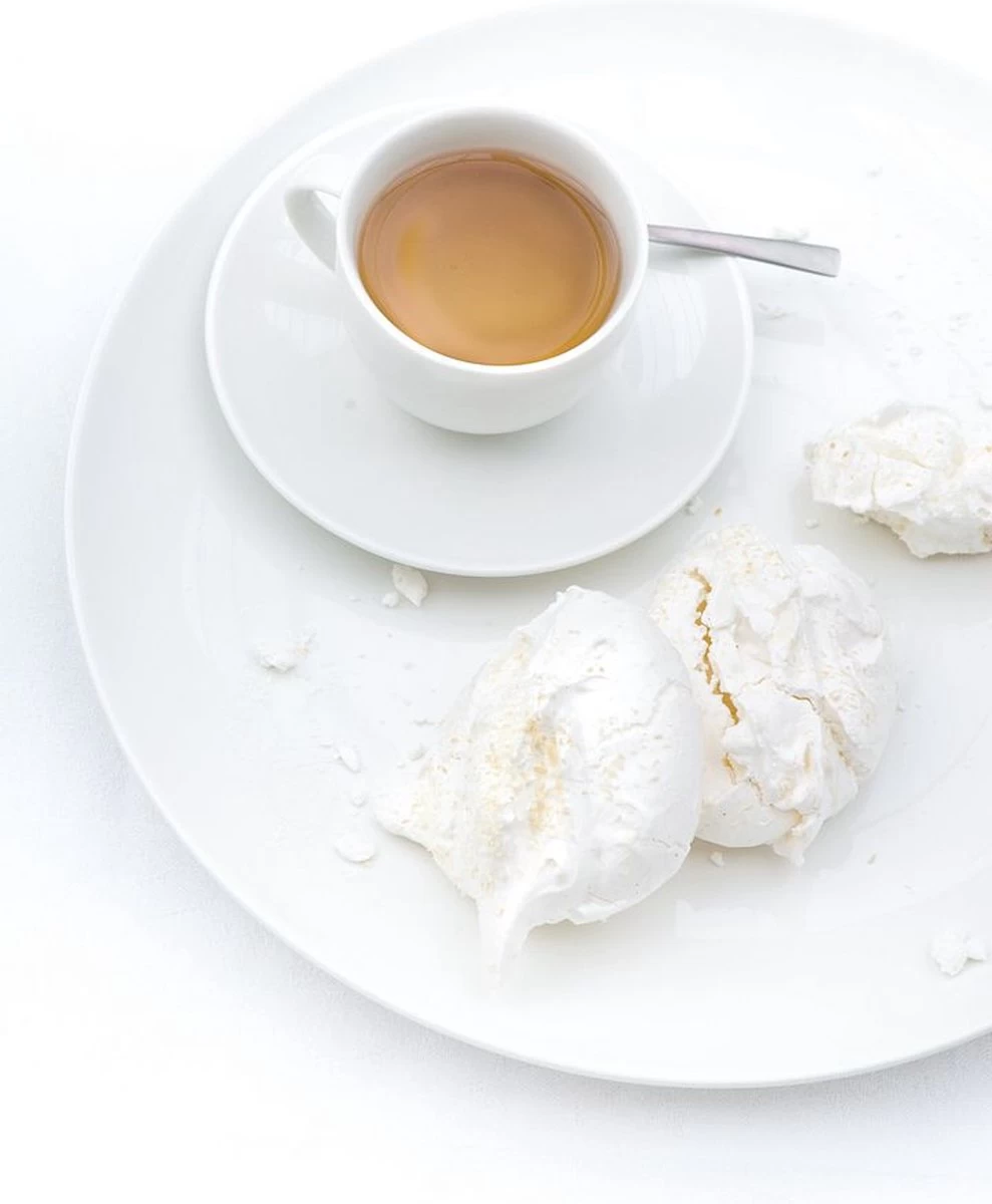 Vtwonen 4 Koffiekopjes Met Schoteltjes - Wit - Porselein - 100ml 6 Vtwonen 4 Koffiekopjes Met Schoteltjes - Wit - Porselein - 100ml - Afbeelding 4